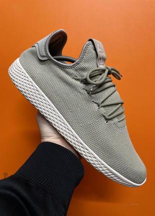 Кроссовки  adidas pharrell williams