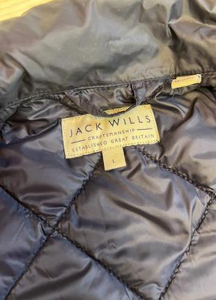 Легкая стеганная нейлоновая жилетка безрукавка jack wills4 фото