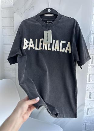 Футболка balenciaga