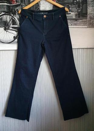 Стильные широкие прямые джинсы с необработанным низом размер с-м