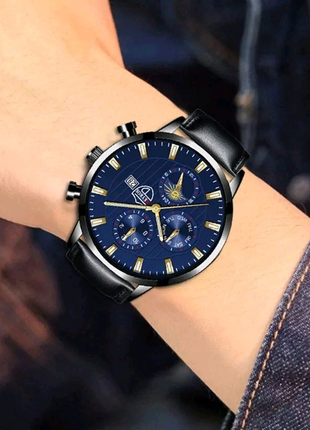 Гарний чоловічий набір із наручних годинників і біжутерії5 фото