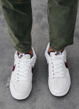 Nike sb white low чоловічі брендові кросівки білі з бордовим демі весна осінь мужские кроссовки демисезонные белые бордовые8 фото