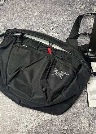 Мессенджер arcteryx mantis 2 мужская черная водонепроницаемая сумка через плечо арктерикс9 фото