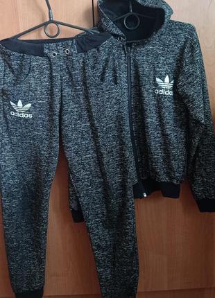 Костюм адидас adidas в. 9-10 р.140