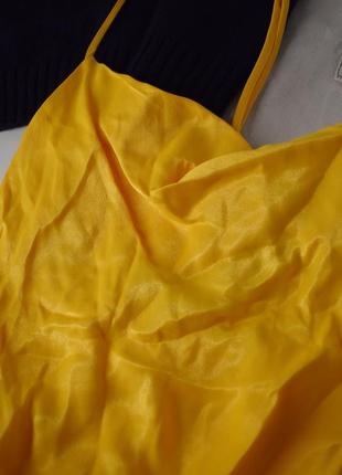 Неймовірна відверта жовто-гаряча легка літня сукня5 фото