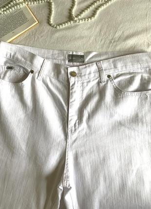 Фирменные модные били джинсы (размер 14/42-16/44)4 фото