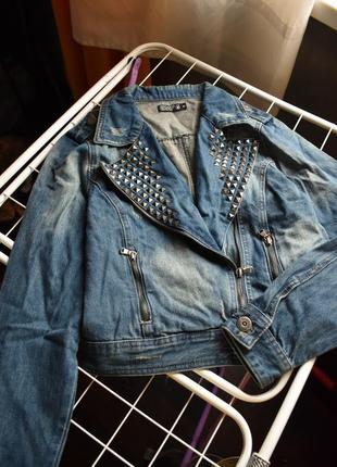 Крутезна джинсова куртка джинсовка emp