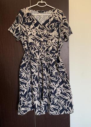 Стильное платье из натуральных отверстий и льна6 фото