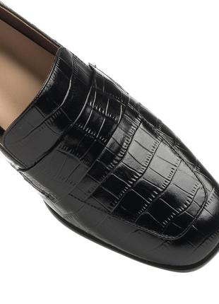 Туфли-лоферы женчкие черные фактурные кожаные 2374т6 фото