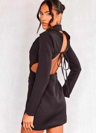 Черное мини платье блейзер с вырезом на спине plt