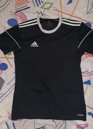 Футболка adidas