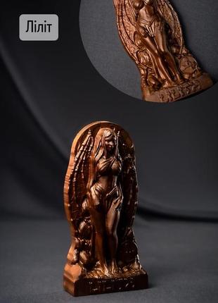 Статуэтки богов из дерева -лилит, тор, локи, бридж, фриггг и другие7 фото