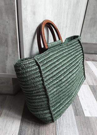 Классная плетеная сумка с деревянными ручками.3 фото