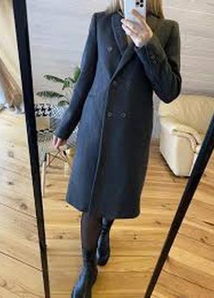 Класичне сіре пальто zara