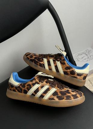 Розкішні жіночі кросівки adidas samba pony x wales bonner leopard леопардові2 фото