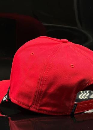Оригинальная красная кепка goorin bros. panther 1006 фото