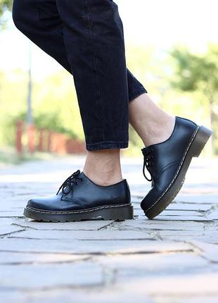 Туфли dr. martens smooth black boots туфлі