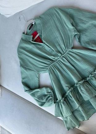Платье мини с рюшами на пуговицах муслин6 фото