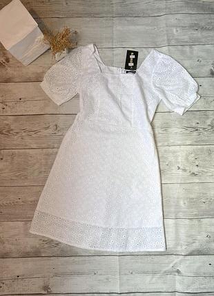 Сукня відкриті плечі спущені короткі рукави облягаюча сукня коротка міні обтягуюча