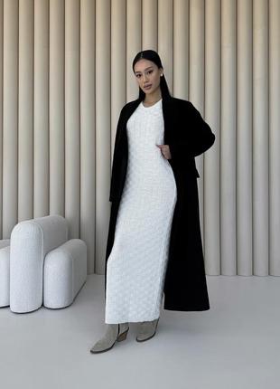Вязаное платье без рукавов сарафан удлиненное из мягкой вязки1 фото