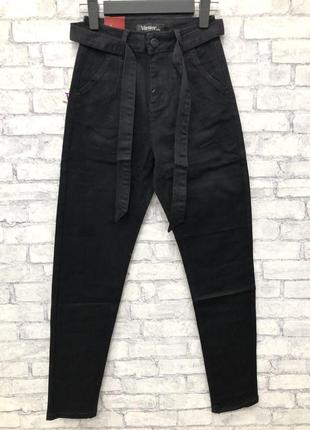 Жіночі джинси мом slim