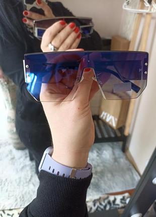 Солнцезащитные очки хамелеоны rebecca moore 🖤💙2 фото