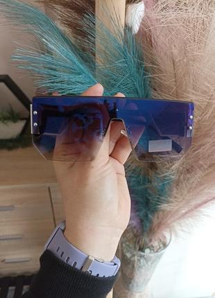 Солнцезащитные очки хамелеоны rebecca moore 🖤💙1 фото