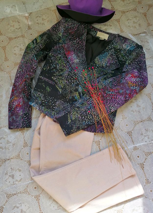 Яскравий стильний різнобарвний жіночий піджак h&m 38