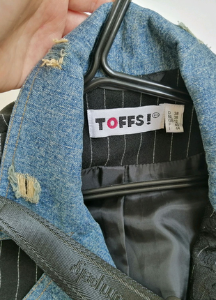 Піджак жіночий чорний в смужку toffs4 фото