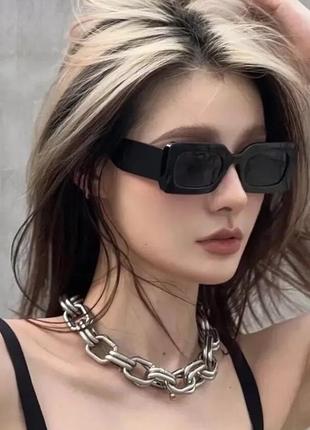 Трендові жіночі сонячні окуляри4 фото