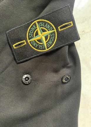 Свитшот от бренда stone island4 фото