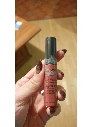 Рідка помада nyx soft matte lip cream