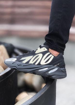 Мужские кроссовки adidas yeezy boost 700 mnvn triple black