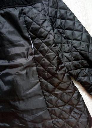 Черная стеганая короткая куртка карманами капюшоном теплая ветровка батал большого размера6 фото