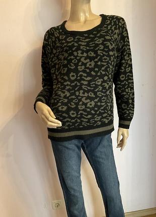 Приемний тепленький светр/m/ brend nice&amp; chic