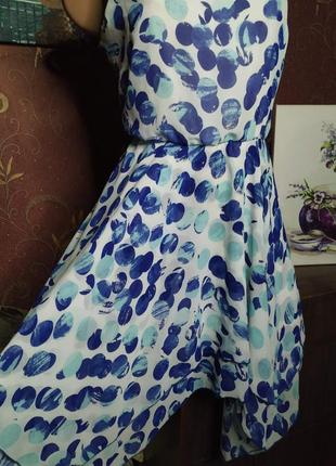 Асимметричное платье с ярким принтом от vila3 фото