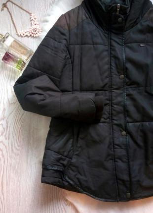Черная короткая куртка деми или еврозима с кожаными вставками кожзам пуховик пальто cropp town2 фото