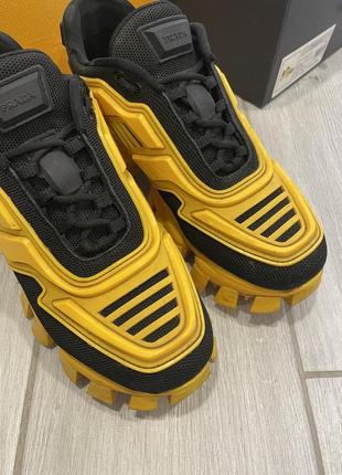 Кроссовки prada cloudbust thunder черно-желтого цвета yellow and black 403 фото