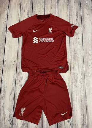 Футбольна форма nike liverpool