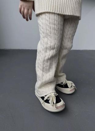 Вязаный костюм молочный бежевый клеш6 фото