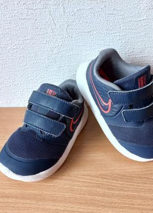 Легкі дихаючі кросівки nike star runner 23,5 р. устілка 14,7 см8 фото