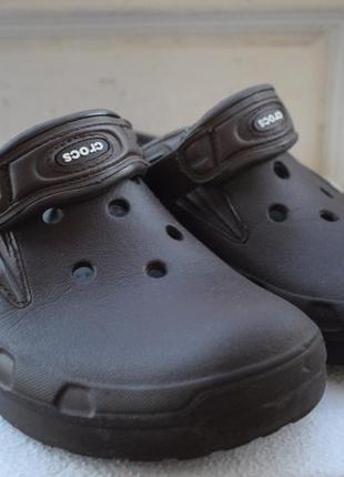 Шльопанці крокси сабо сланці crocs m 7 25.5 см капці капці капці тапки оригінальні крокси ідеал