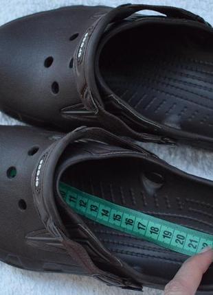 Шльопанці крокси сабо сланці crocs m 7 25.5 см капці капці капці тапки оригінальні крокси ідеал6 фото