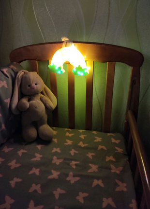 Нічник з епоксидної смоли для дитячого ліжечка4 фото
