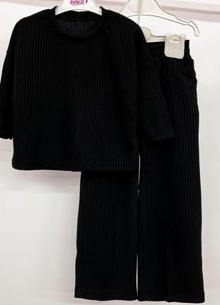 Черный костюм рубчик мустанг, размер 110