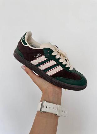 Кроссовки в стиле adidas samba