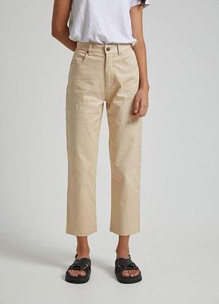 Песочные легкие джинсы мом сшиты в ателье на высокой талии, бежевые джинсы zara