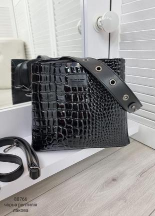 Женская стильная и качественная сумка из эко кожи на 3 отдела черная лак6 фото