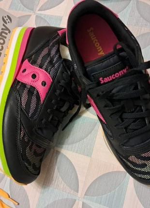 Женские кроссовки saucony jazz triple кожаные