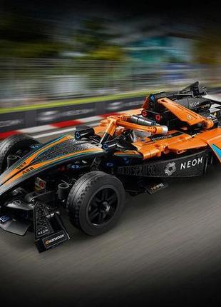 Конструктор lego technic автомобіль для перегонів neom mclaren formula e 452 деталі (42169)6 фото